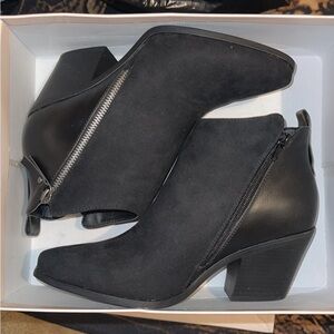 JustFab Black Ankle Booties